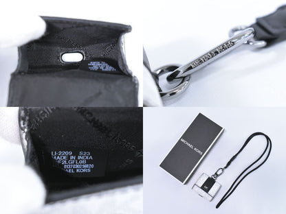 MICHAEL KORS MKシグネチャー AirPodsケース ホワイト ブラック