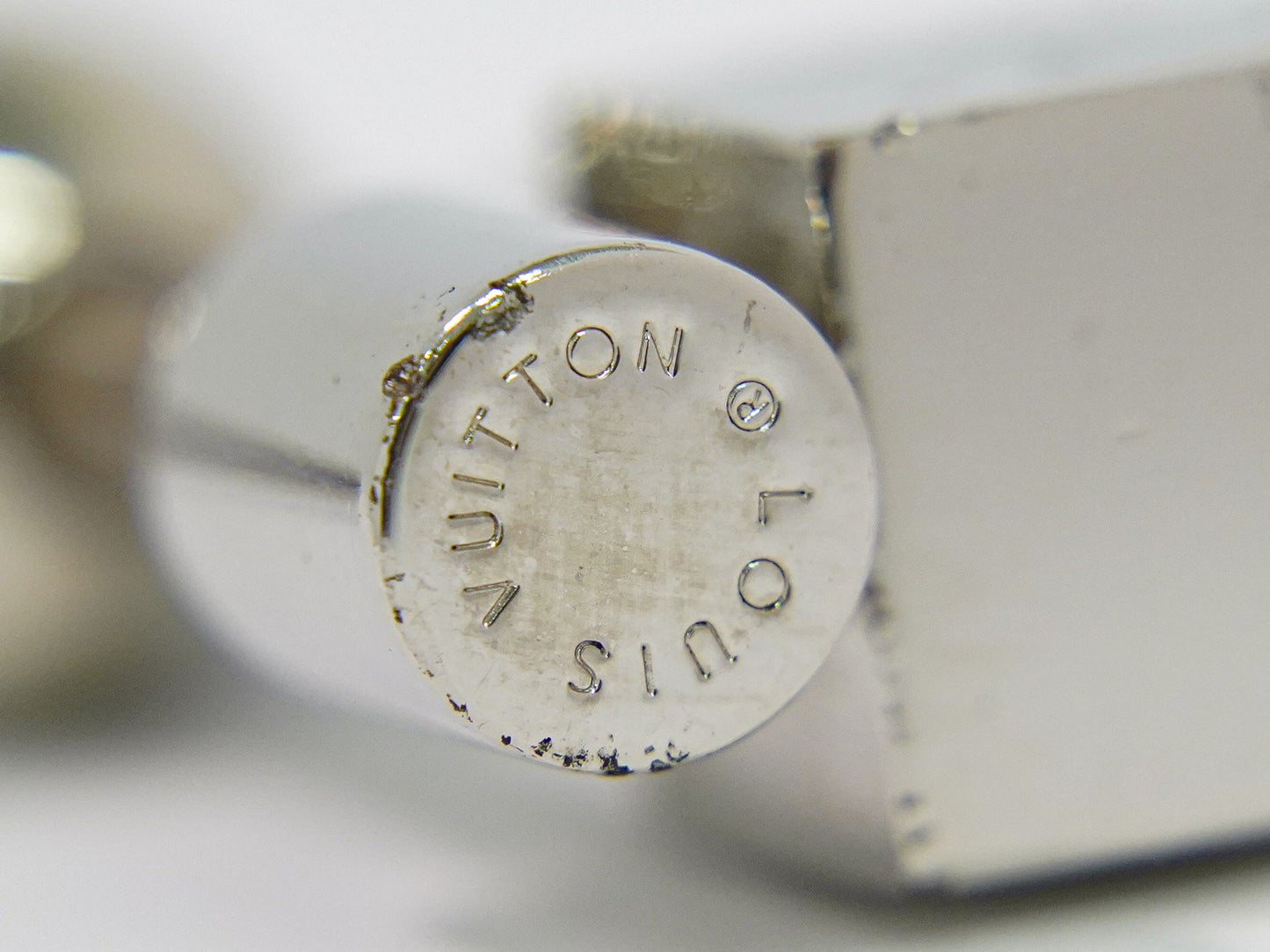 LOUIS VUITTON コーデッジ キーホルダー メタル レザー ブラウン MP1685