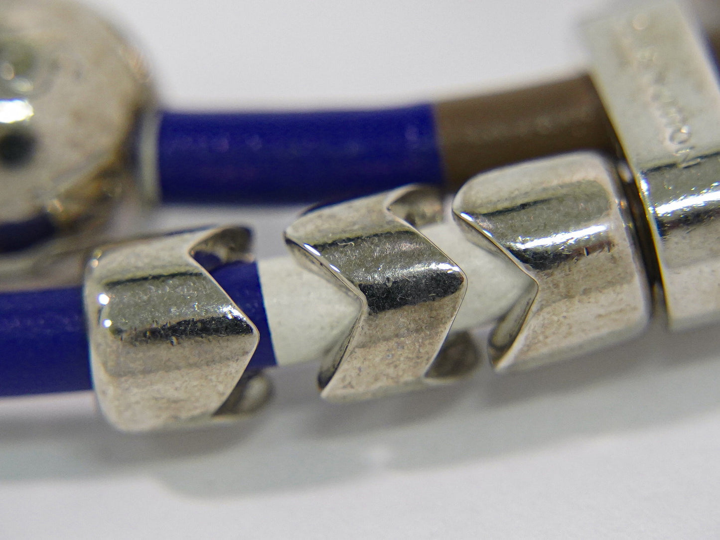 LOUIS VUITTON コーデッジ キーホルダー メタル レザー ブラウン MP1685