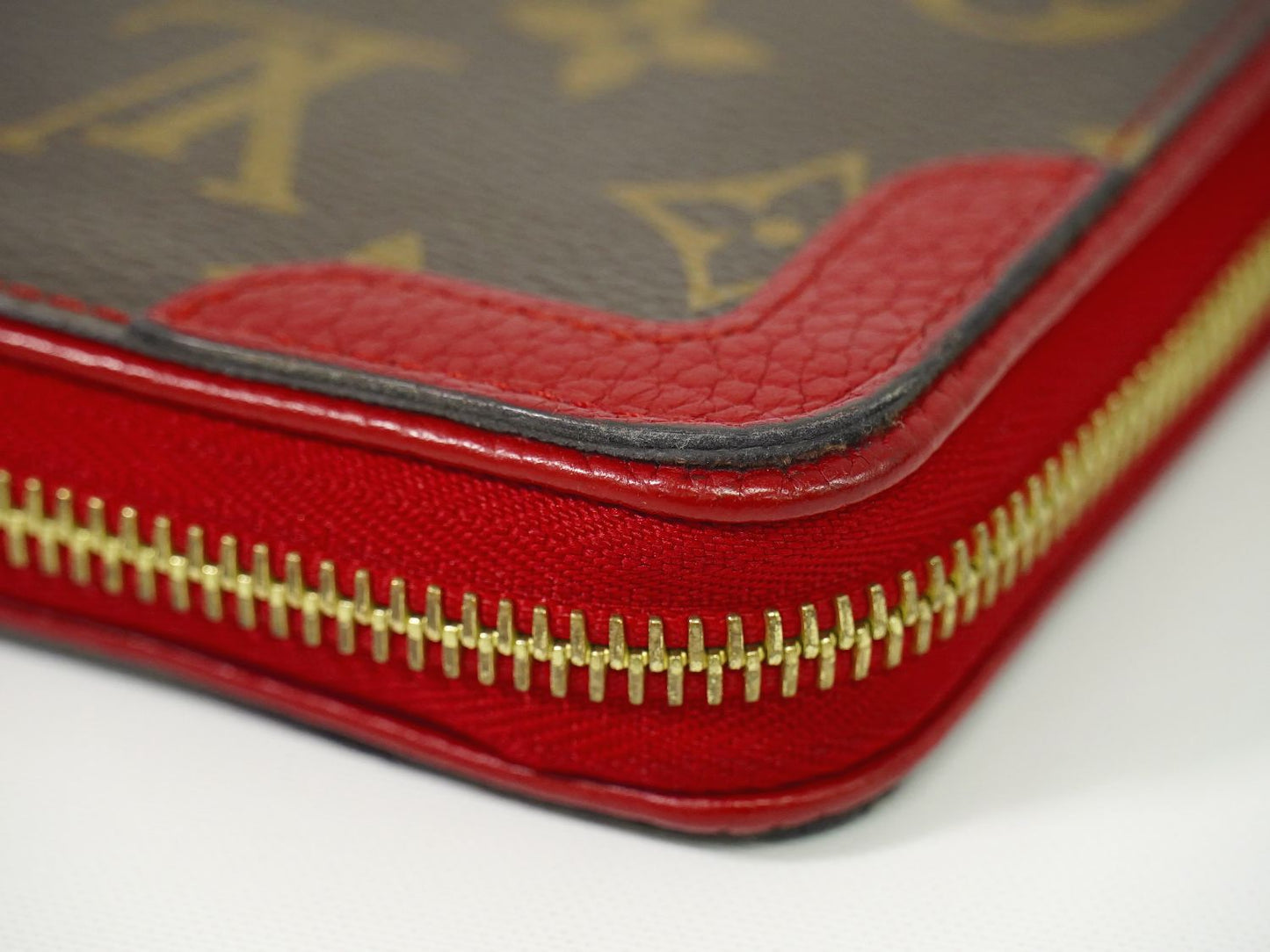 LOUIS VUITTON ジッピーウォレット レティーロ モノグラム 長財布 ブラウン レッド M61854