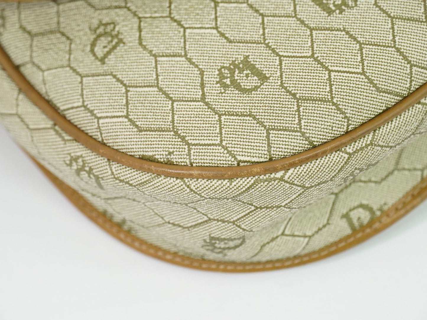 Christian Dior ハニカム柄 ショルダーバッグ ベージュ