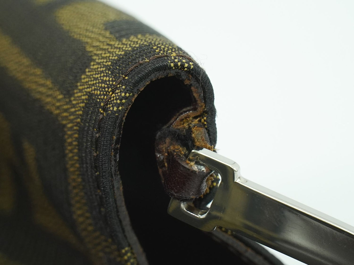 FENDI ズッカ トートバッグ ブラウン