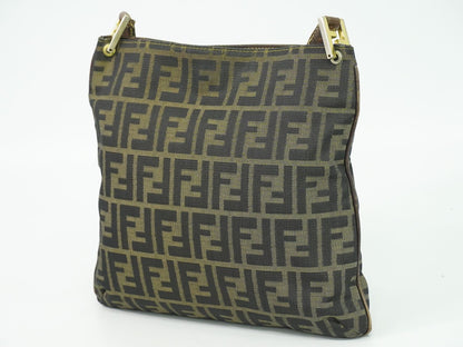 FENDI ズッカ ショルダーバッグ ブラウン