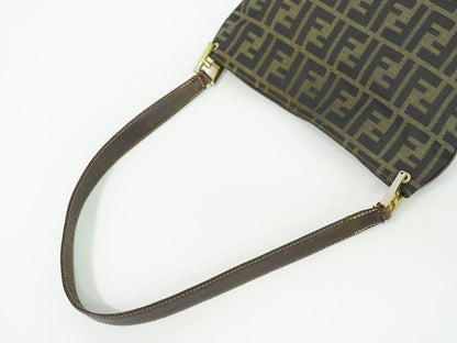 FENDI ズッカ ショルダーバッグ ブラウン