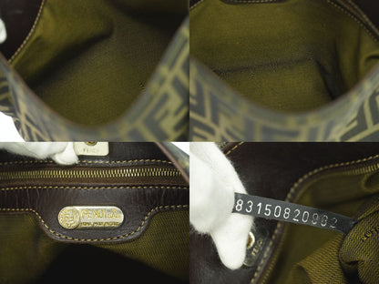 FENDI ズッカ ショルダーバッグ ブラウン