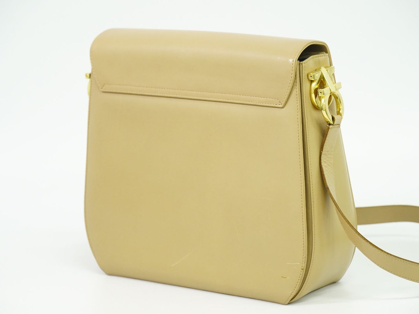 Salvatore Ferragamo ガンチーニ ショルダーバッグ ベージュ