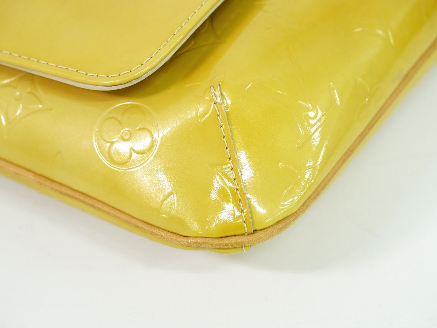 LOUIS VUITTON トンプソンストリート ヴェルニ レザー ショルダーバッグ ベージュ M91008