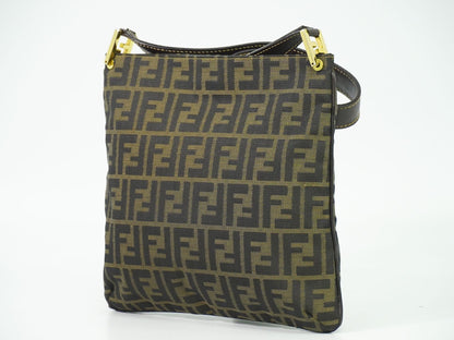 FENDI ズッカ ショルダーバッグ ブラウン