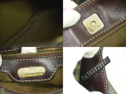 FENDI ズッカ ショルダーバッグ ブラウン