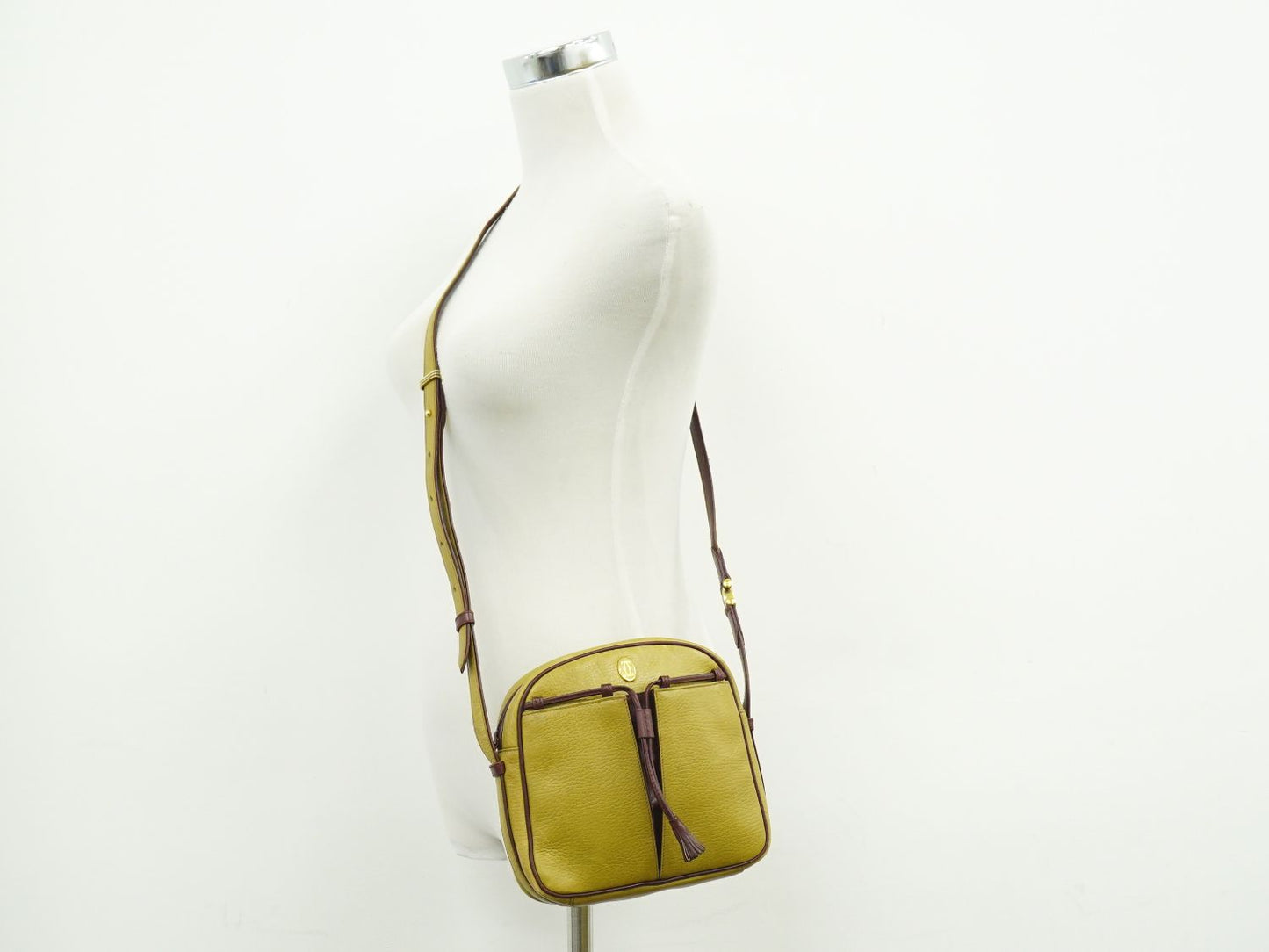 Cartier マストライン ショルダーバッグ マスタードイエロー