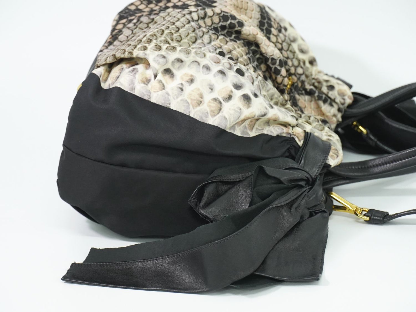 PRADA パイソン柄 2WAY ショルダーバッグ ブラック マルチカラー