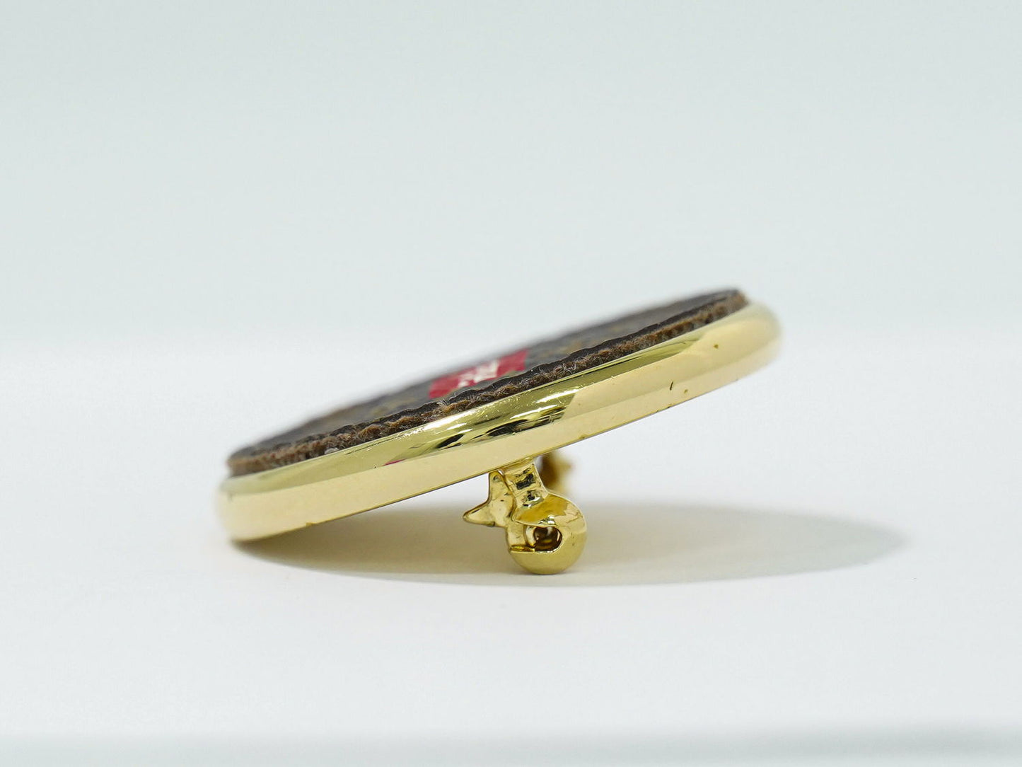 LOUIS VUITTON LV × シュプリーム Supreme ピンバッチ モノグラム MP2076