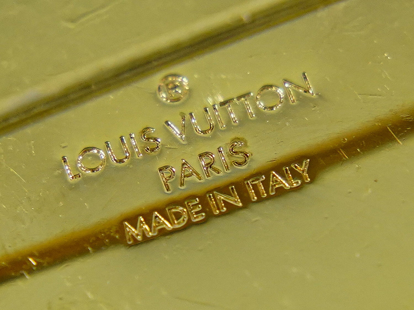 LOUIS VUITTON LV × シュプリーム Supreme ピンバッチ モノグラム MP2076
