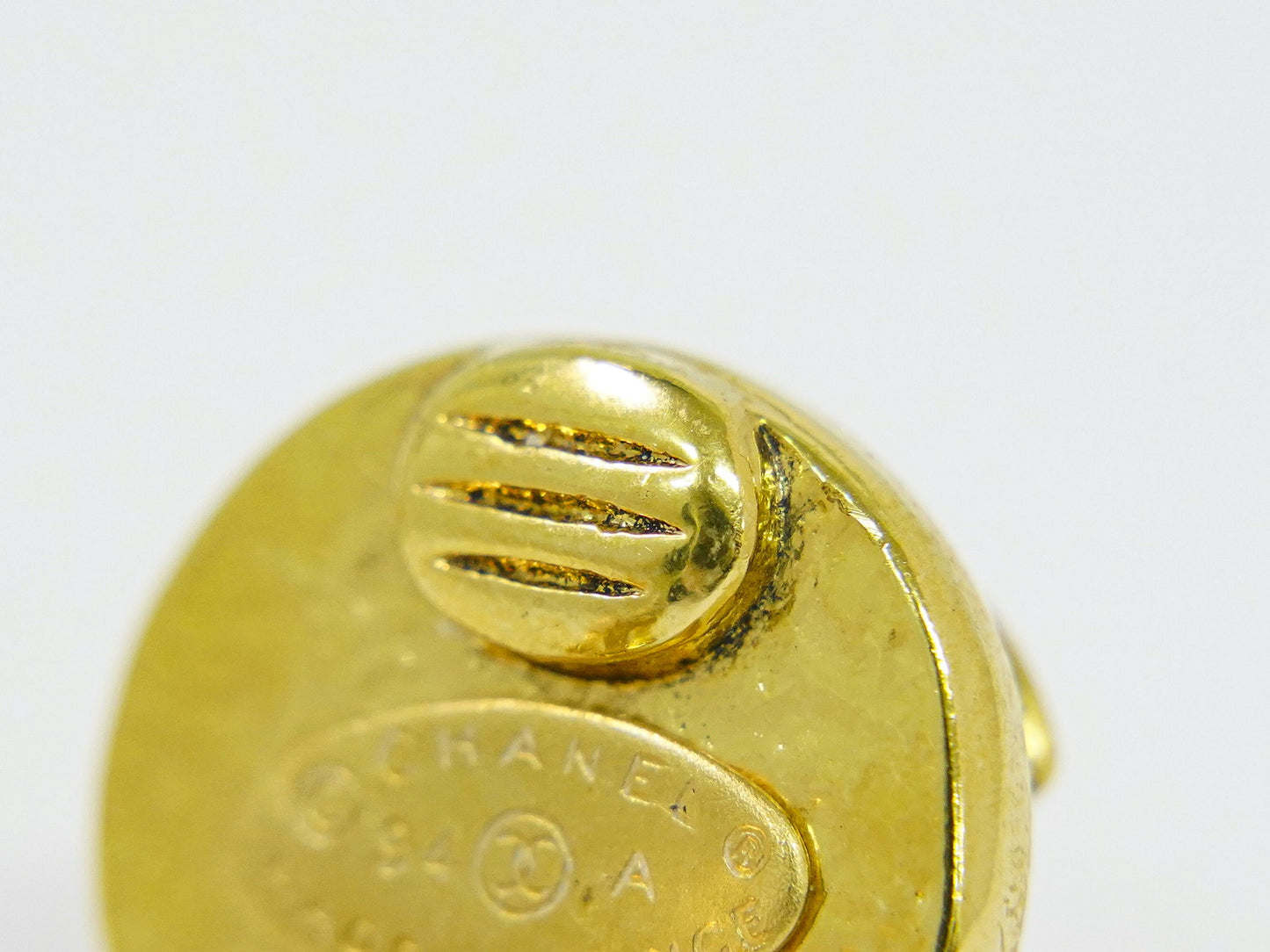 CHANEL ココマーク フェイクパール イヤリング ゴールド ホワイト