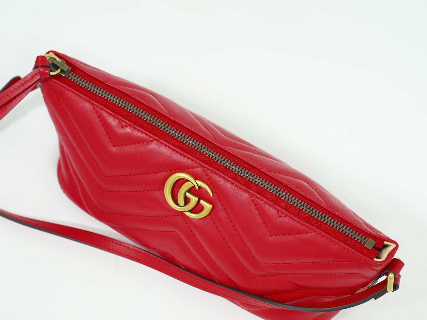 GUCCI GGマーモント ショルダーバッグ レッド 739166