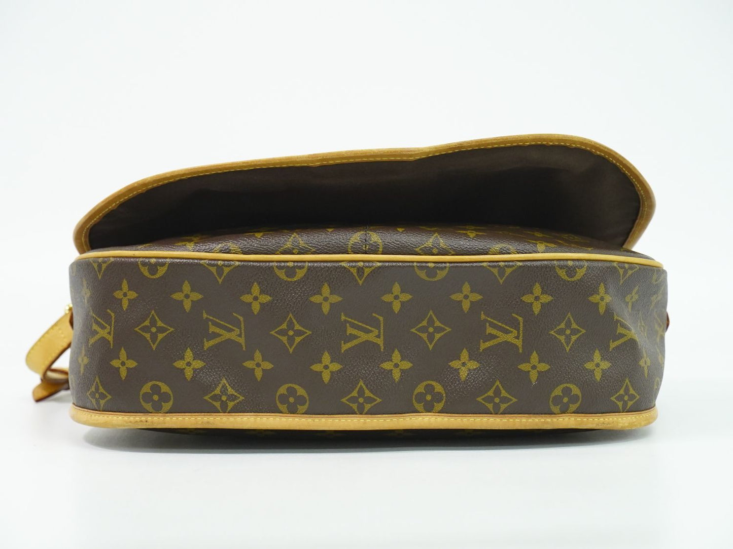LOUIS VUITTON メニルモンタン MM モノグラム ショルダーバッグ M40473