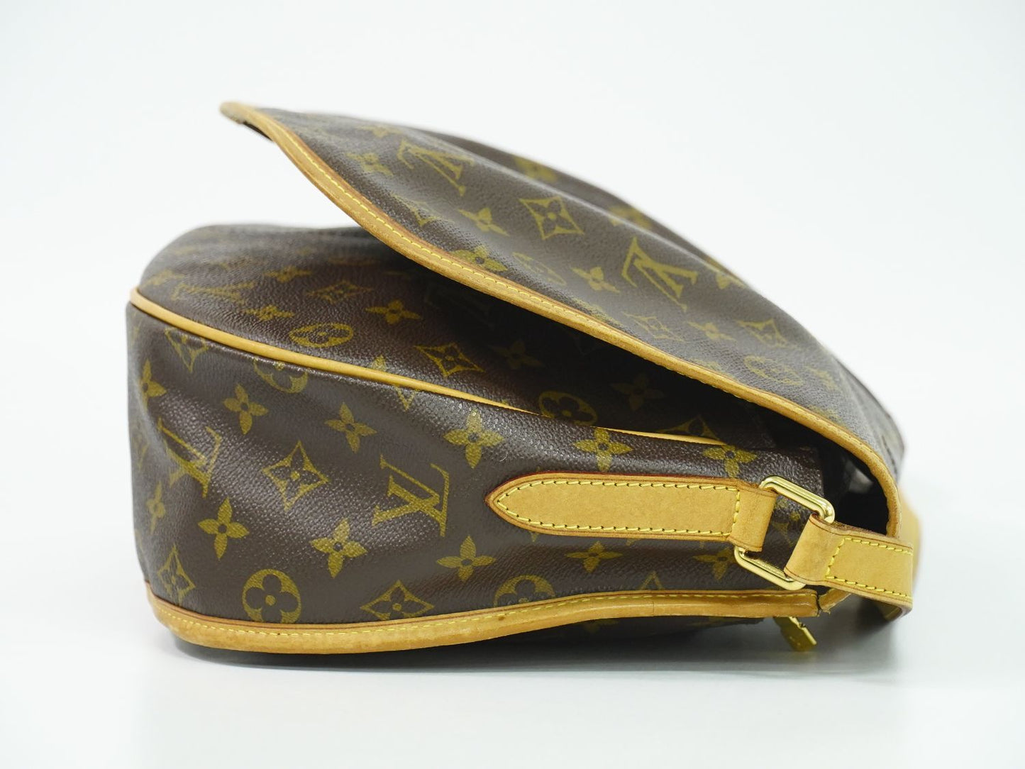 LOUIS VUITTON メニルモンタン MM モノグラム ショルダーバッグ M40473