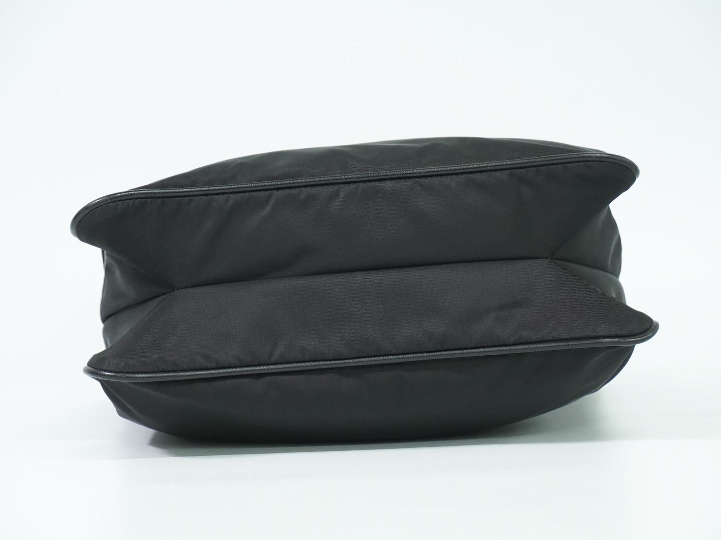 PRADA テスート ショルダーバッグ ブラック VA0563