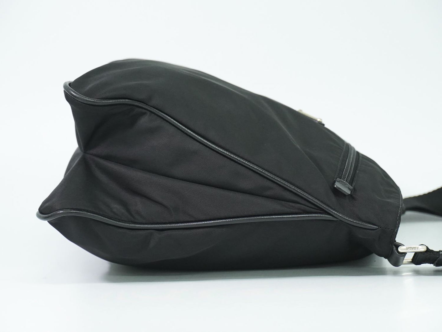 PRADA テスート ショルダーバッグ ブラック VA0563