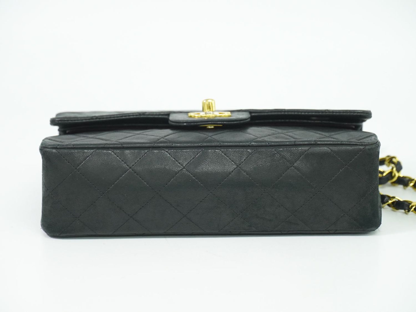 CHANEL ココマーク マトラッセ ショルダーバッグ ブラック