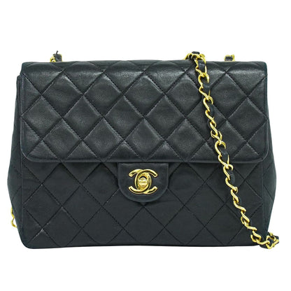 CHANEL ココマーク マトラッセ ショルダーバッグ ブラック