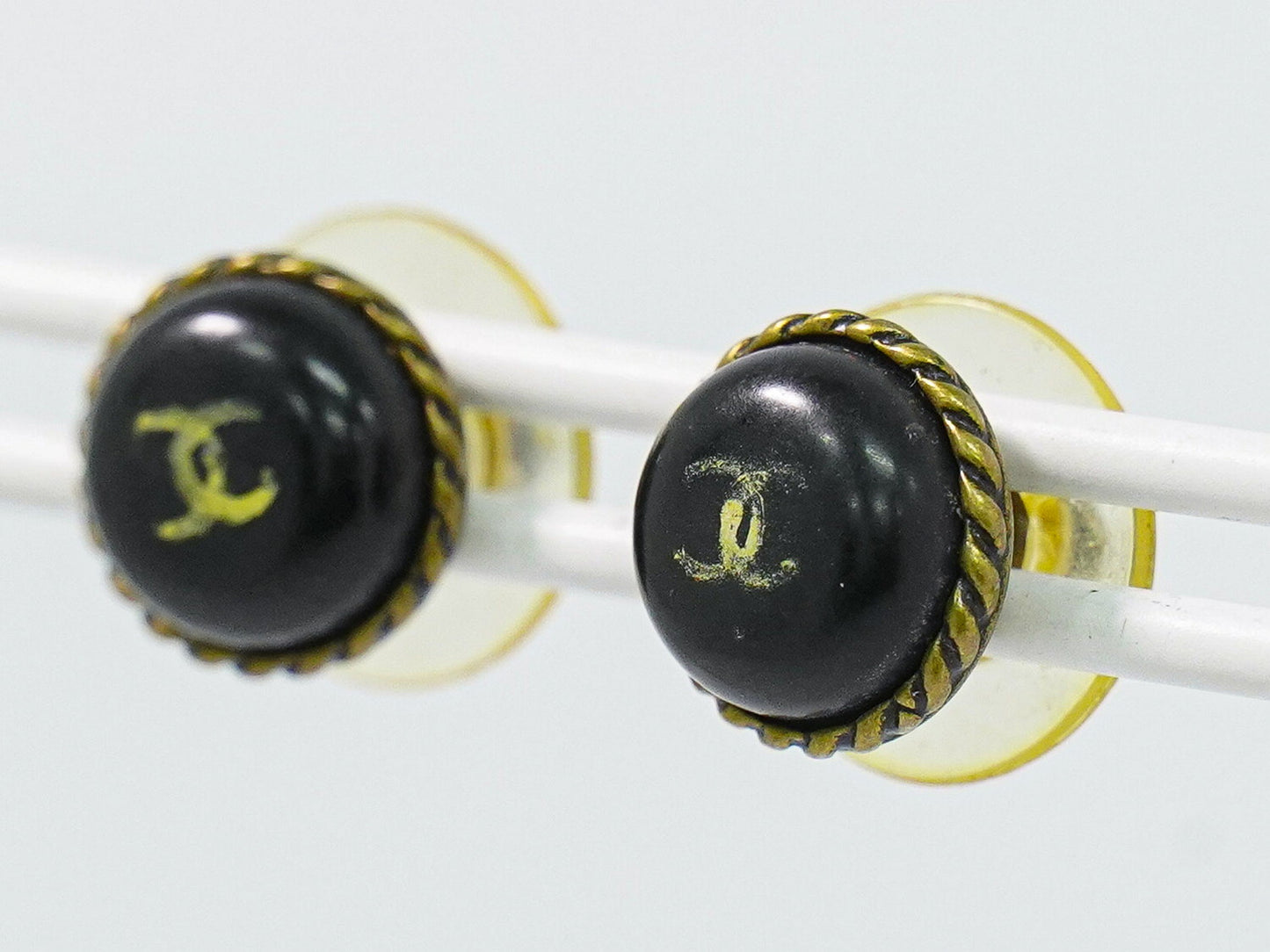 CHANEL ココマーク ピアス プラスチック GP ブラック
