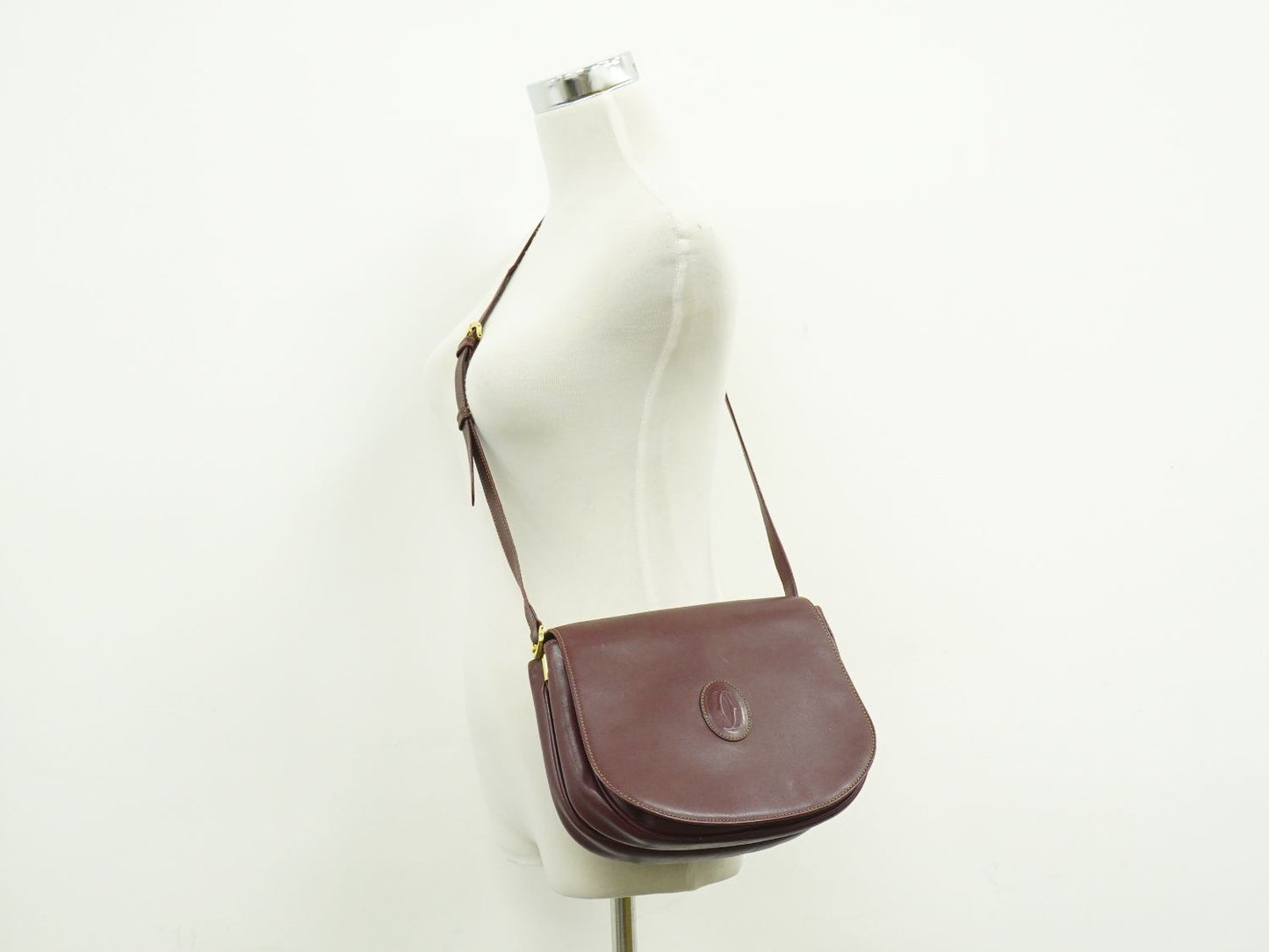 Cartier マストライン ショルダーバッグ ボルドー