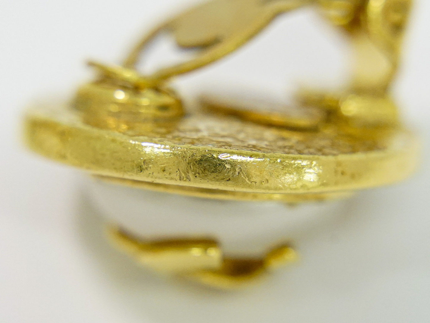 CHANEL ココマーク フェイクパール イヤリング ゴールド ホワイト