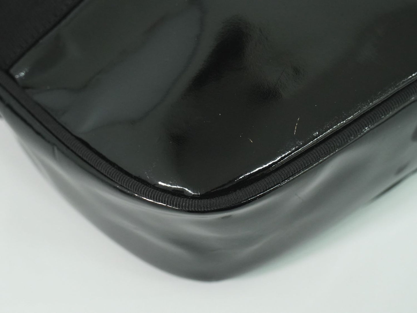 Salvatore Ferragamo ヴァラ ショルダーバッグ ブラック