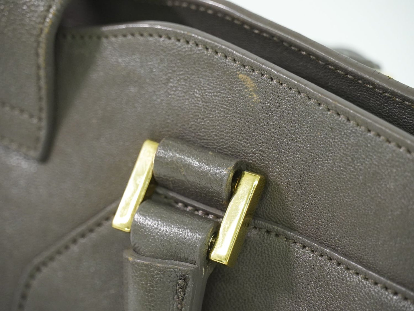 YVES SAINT LAURENT カバスシック ハンドバッグ グレー 400666