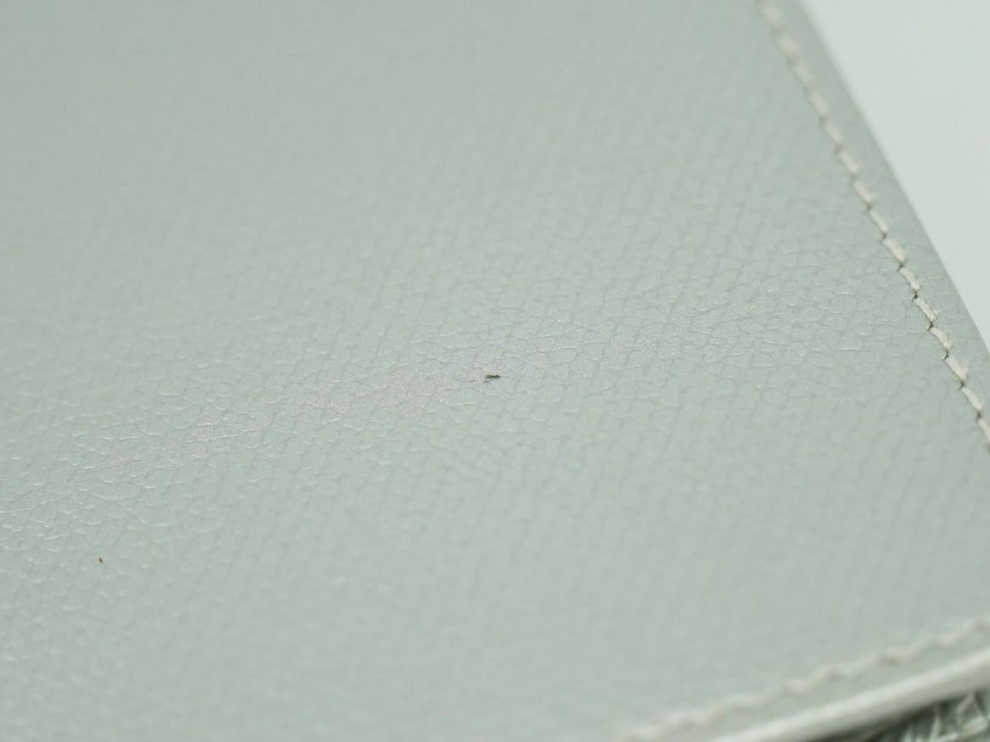 CHANEL ココマーク ココボタン 折財布 シルバー