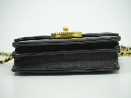 CHANEL ココマーク マトラッセ ショルダーバッグ ブラック