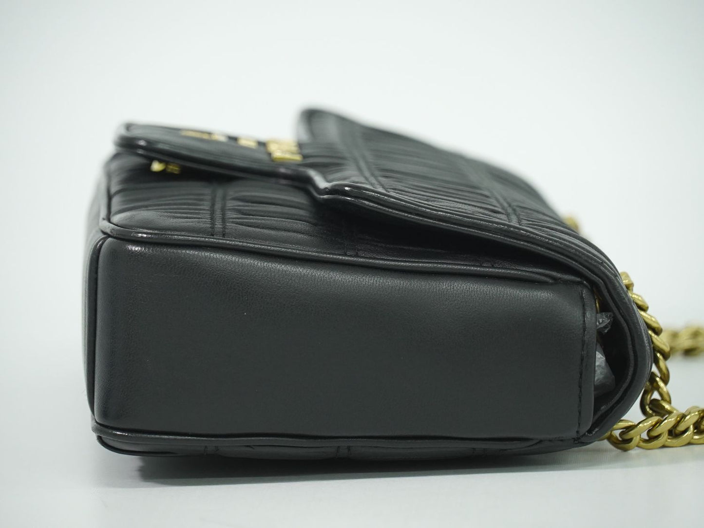 PRADA ナッパゴーフル ショルダーバッグ ブラック