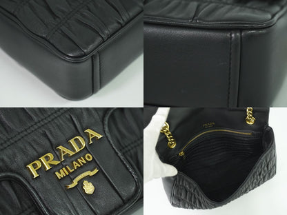 PRADA ナッパゴーフル ショルダーバッグ ブラック