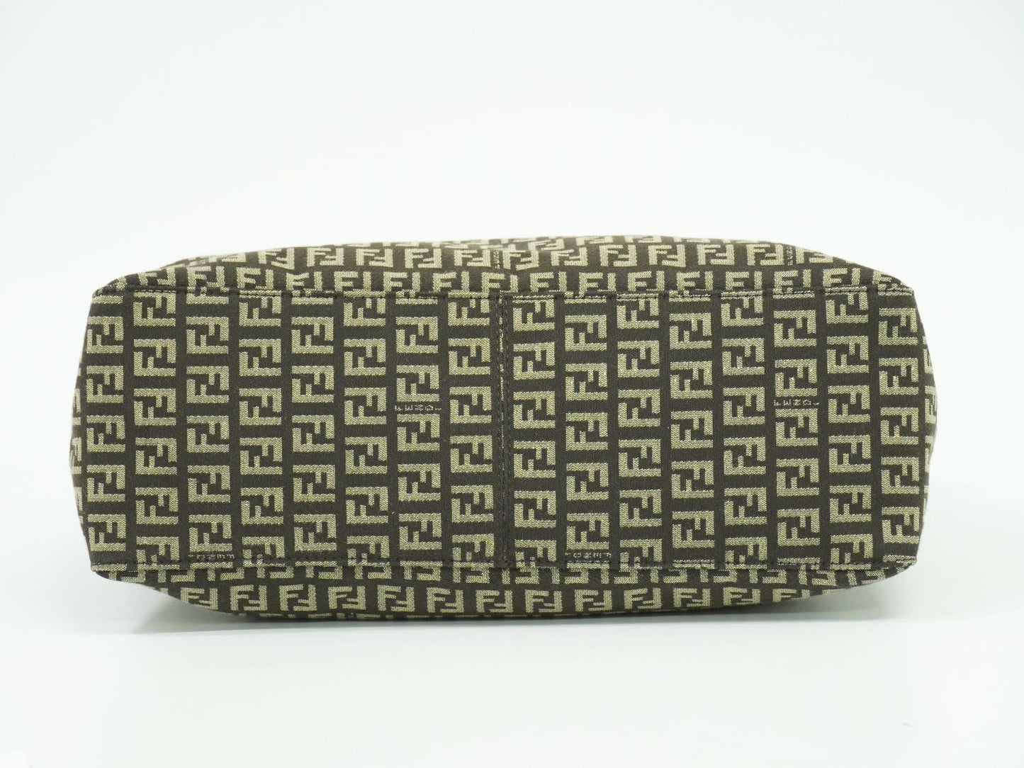 FENDI ズッキーノ トートバッグ ブラウン 8BH138