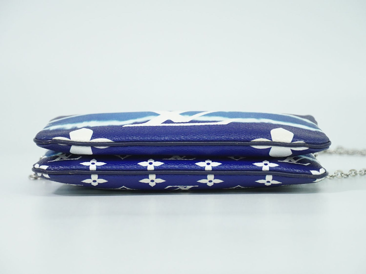 LOUIS VUITTON エスカル ポシェット ドゥーブル ジップ モノグラム ジャイアント ショルダーバッグ ブルー M69124