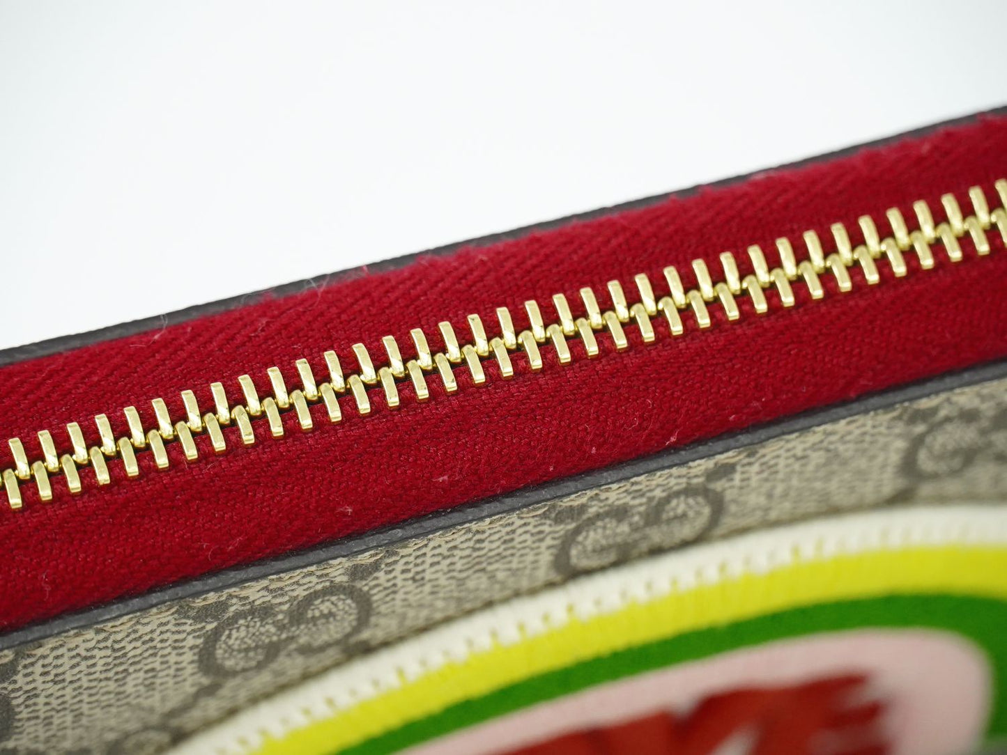 GUCCI GGスプリーム 長財布 ベージュ マルチカラー 476413