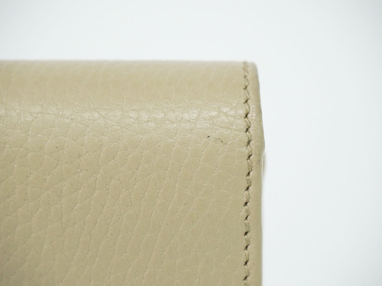 GUCCI GGマーモント 長財布 ベージュ 456116