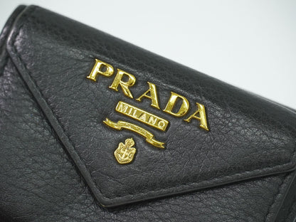 PRADA 折財布 ブラック