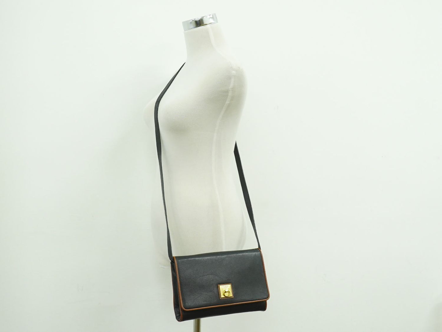 CELINE ショルダーバッグ ブラック