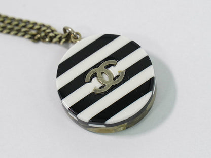 CHANEL ココマーク リバーシブル ネックレス メタル シルバー金具 ブラック ホワイト