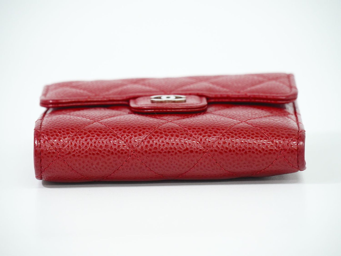 CHANEL ココマーク マトラッセ 折財布 レッド