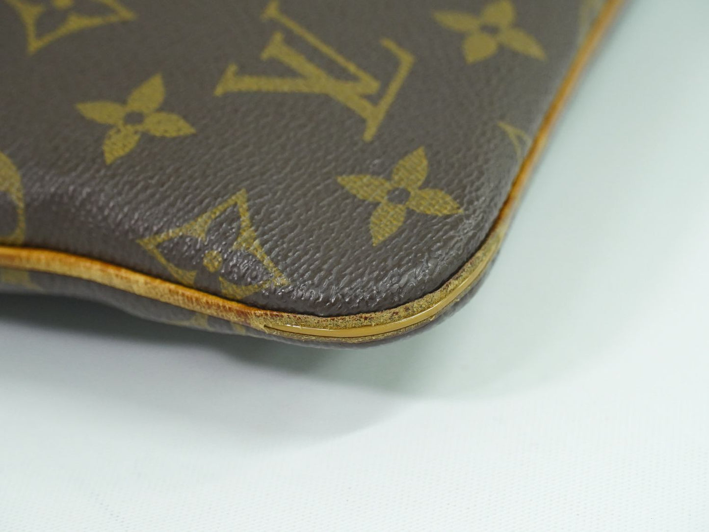 LOUIS VUITTON ポシェット ヴァルミー モノグラム ショルダーバッグ M40524