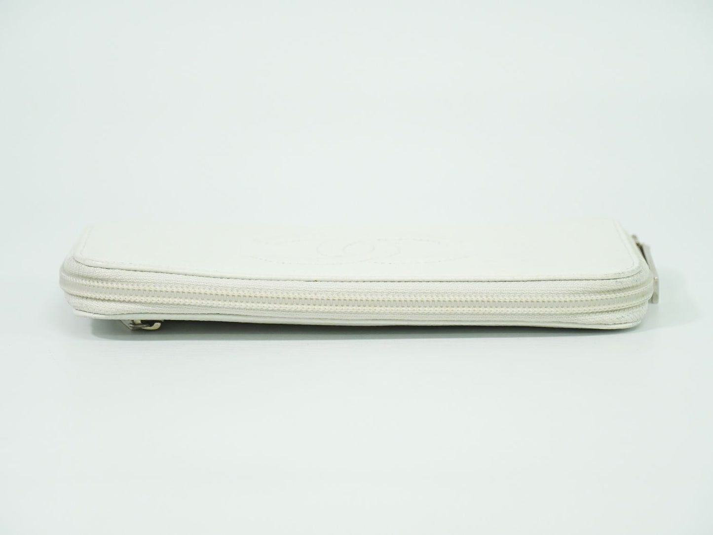 CHANEL シャネル ココマーク 長財布 ホワイト系