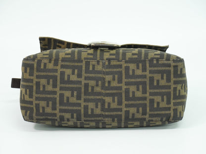 FENDI ズッカ ショルダーバッグ ブラウン