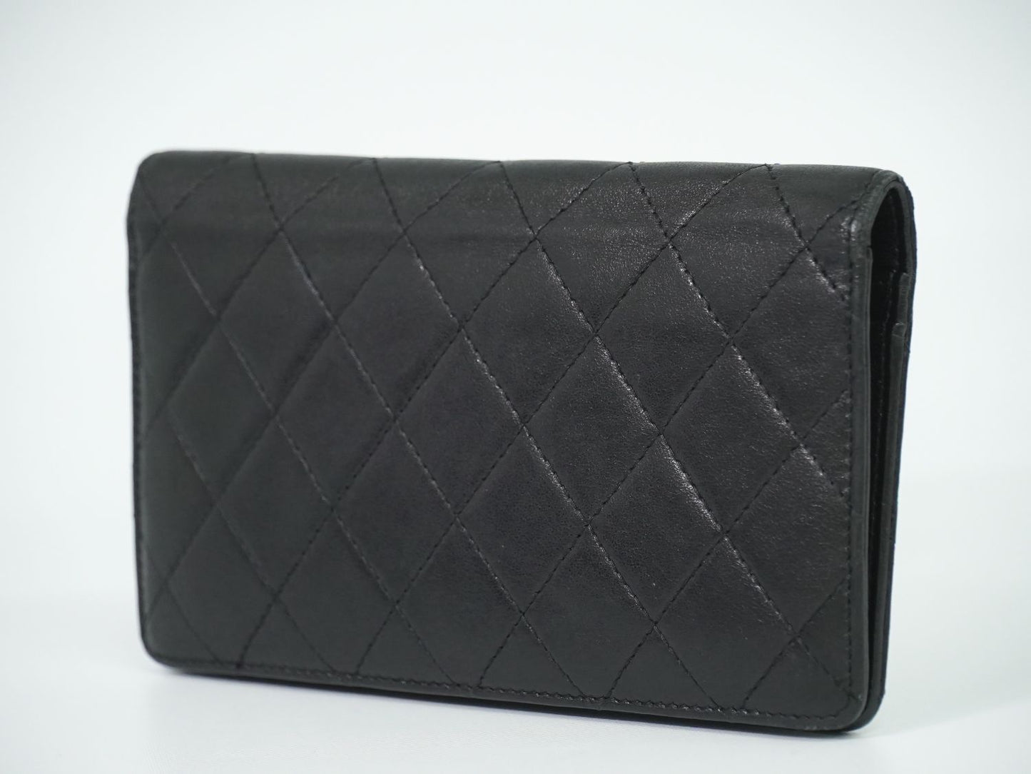 CHANEL ココマーク マトラッセ バレンタイン限定 長財布 ブラック