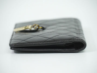 CHANEL ココマーク マトラッセ バレンタイン限定 長財布 ブラック