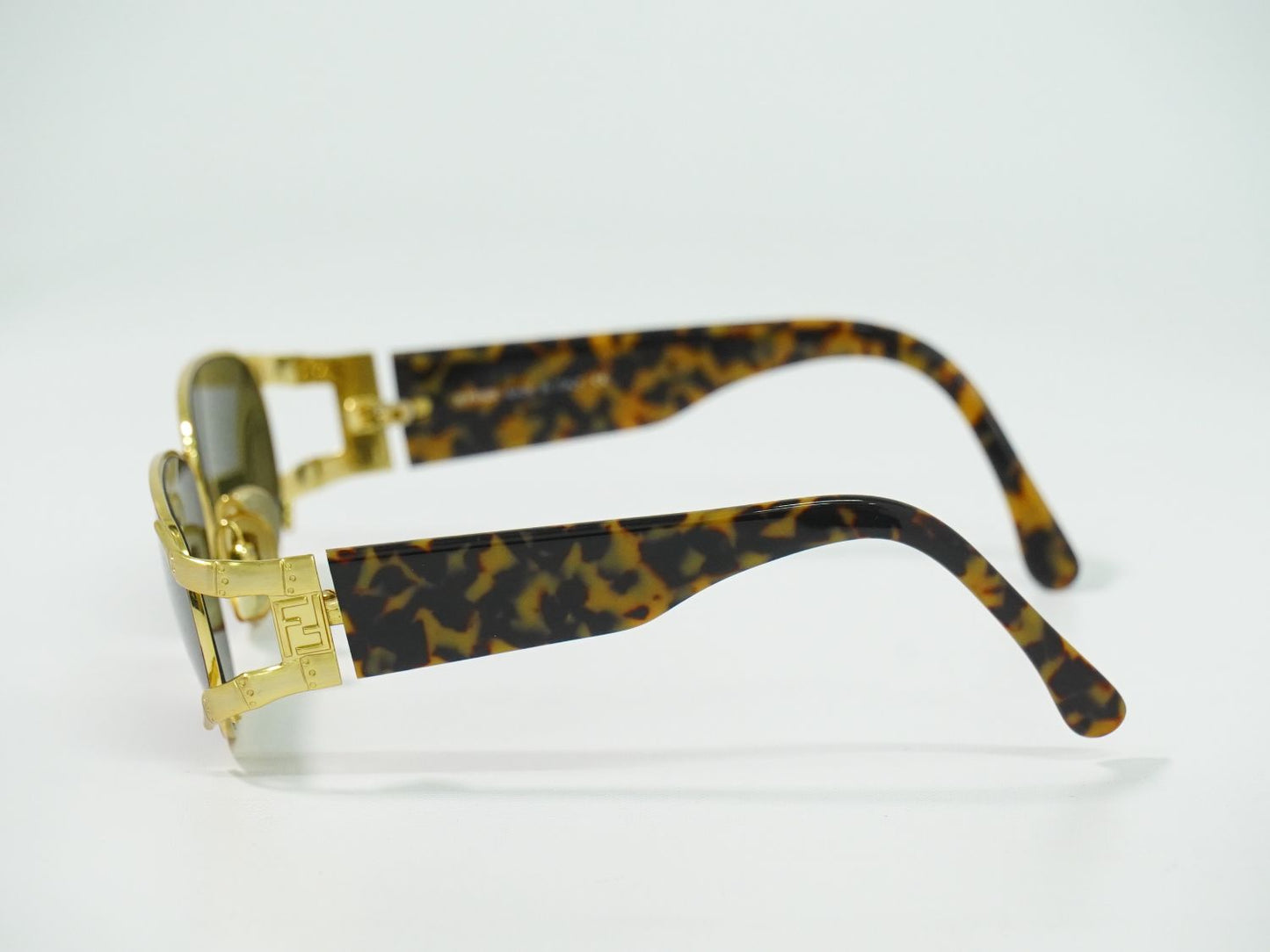 FENDI べっ甲柄 サングラス ブラウン SL7017