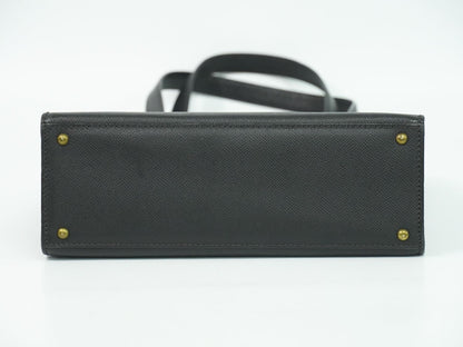 CHANEL ロゴ ショルダーバッグ ブラック