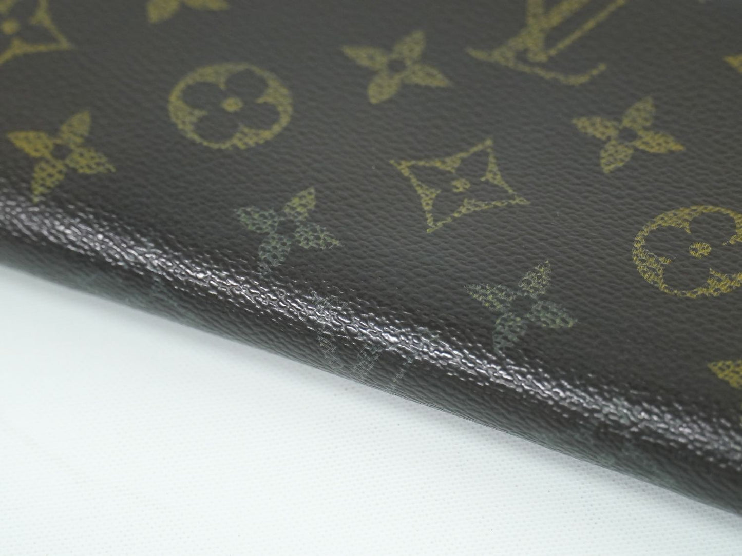 LOUIS VUITTON ジッピーウォレット モノグラム 長財布 M60017